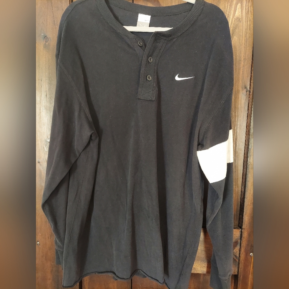 Nike 3-button Pullover NWOT